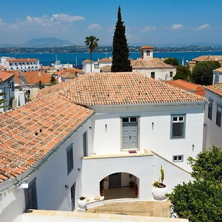 Mansion Dasi Bed & Breakfast Spetses Town Exterior photo