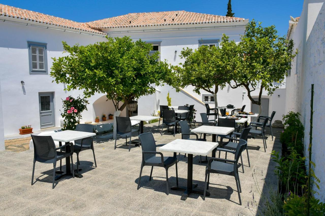 Mansion Dasi Bed & Breakfast Spetses Town Exterior photo